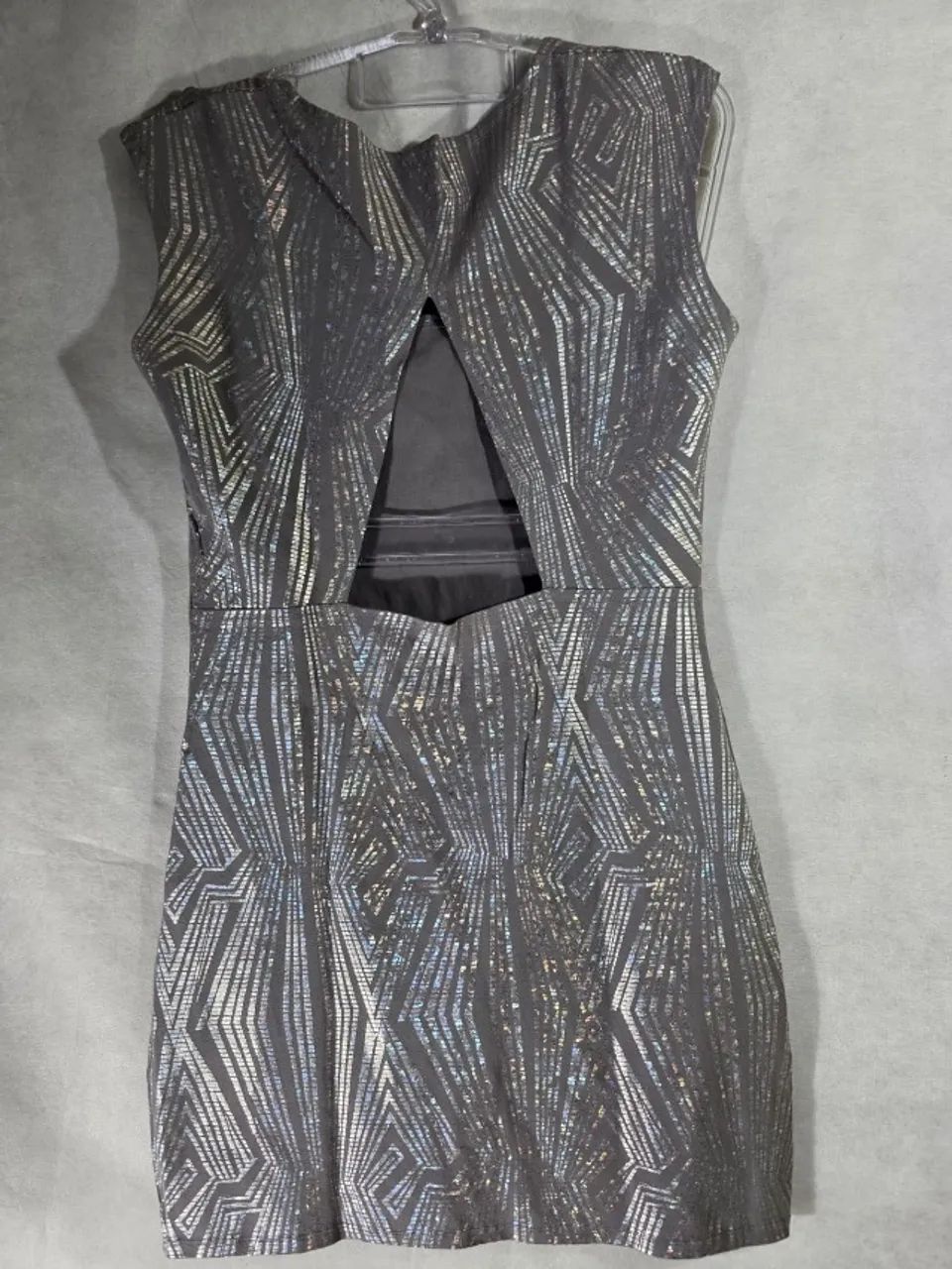 vestido  prateado   - Foto 3