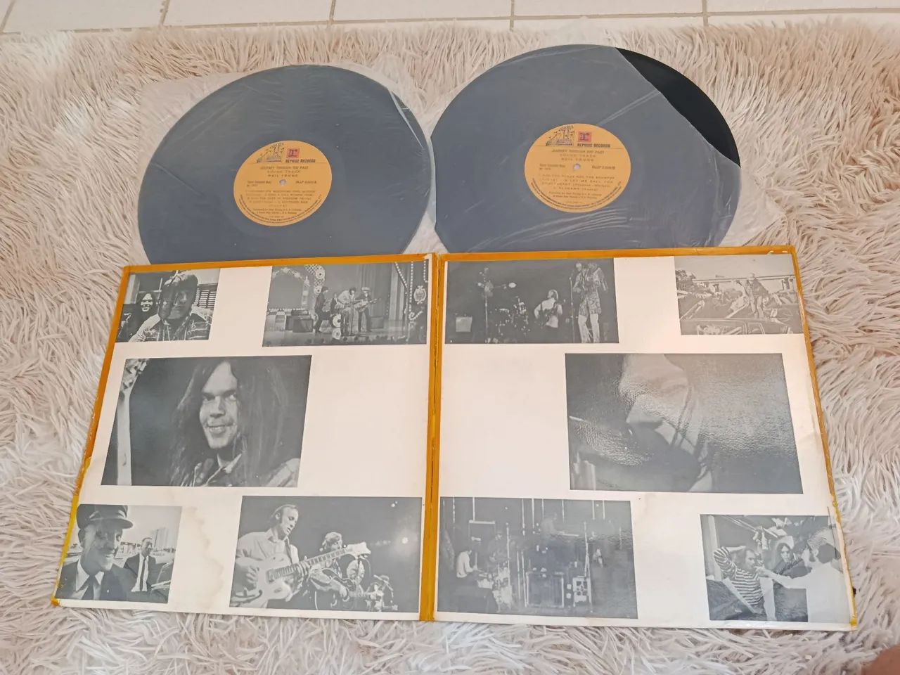 LP NEIL YOUNG  - Foto 2
