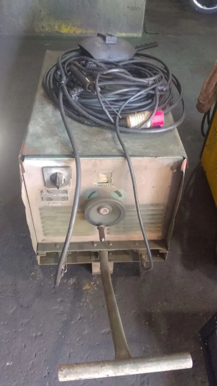 Máquina de solda trifásico bambozzi
