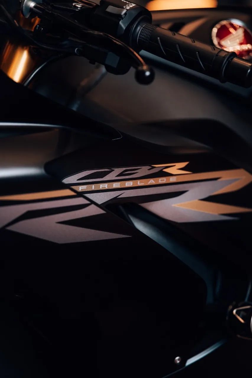 CBR 1000 RR Fireblade SP 2024 - Foto 3