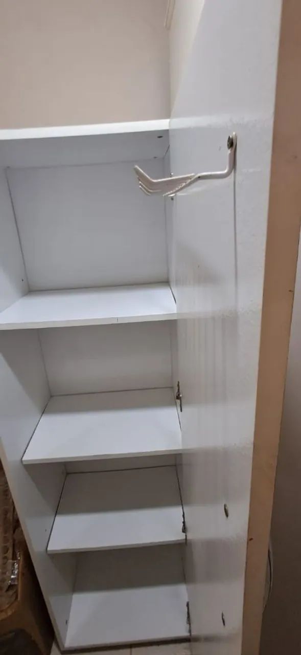 Armário multiuso 1 porta com ganchos  - Foto 3