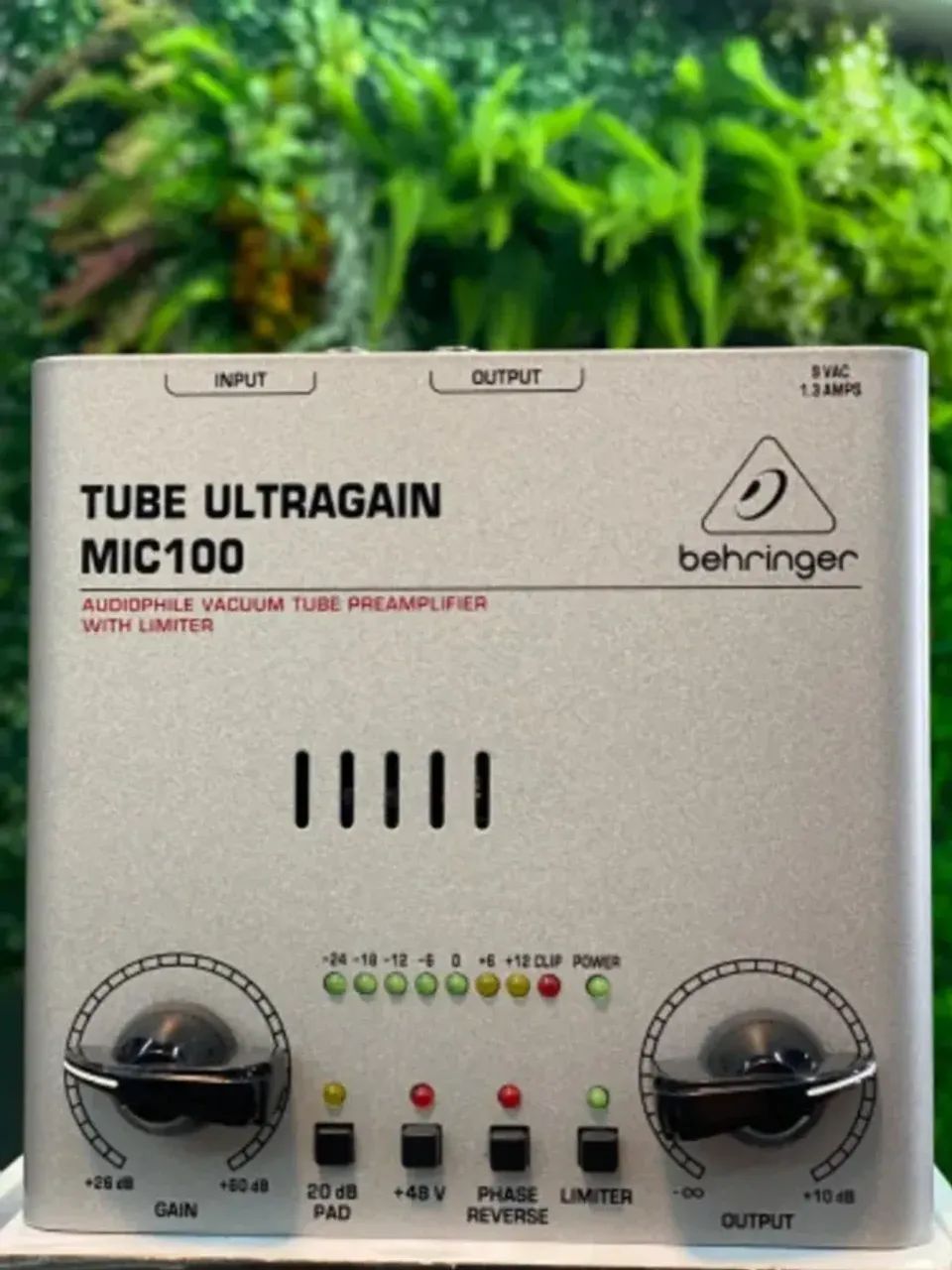 AMPLIFICADOR MICROFONE BEHRINGER MIC100 - Foto 4