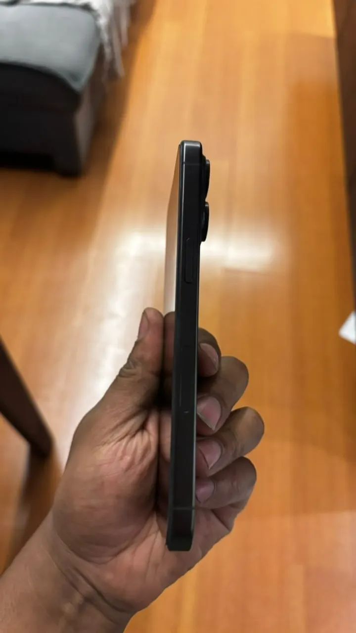 IPHONE 15 PRO MAX  - Foto 4