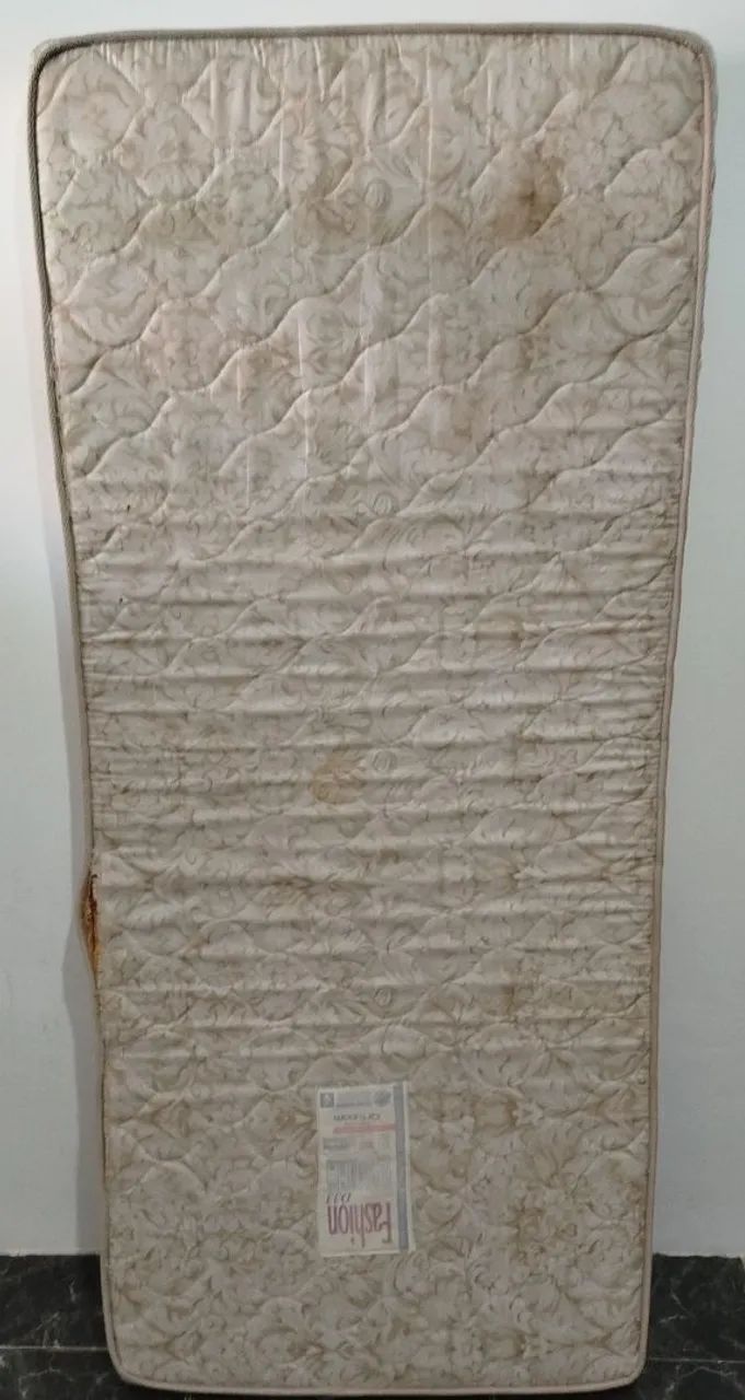 Excelente colchão de solteiro Ortobom D33. - Foto 3
