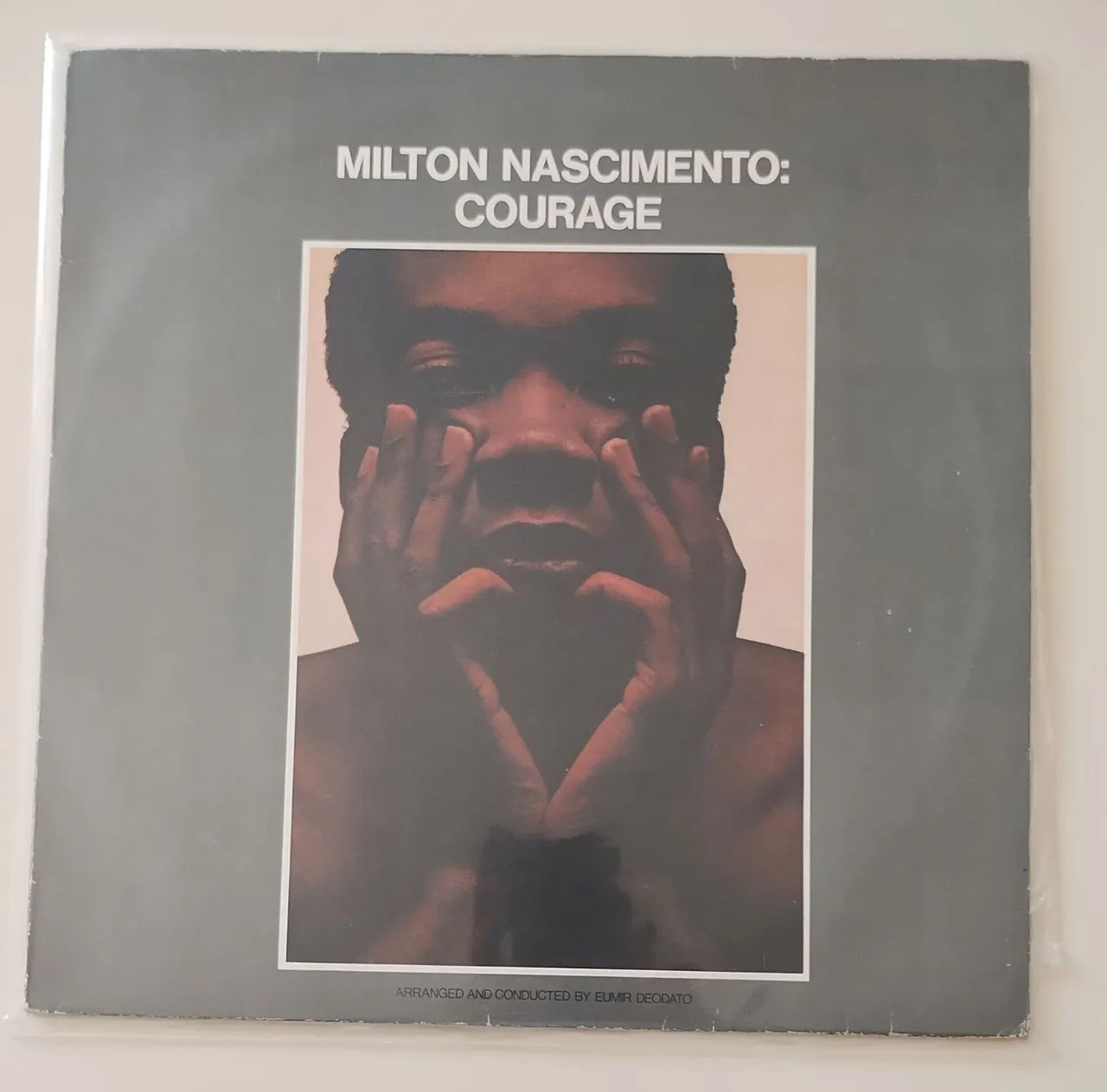 4 Discos de Vinil (LPs) - Milton Nascimento - Foto 2