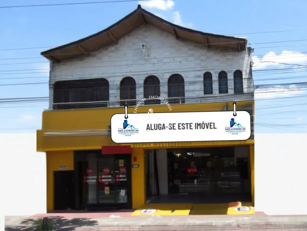 Prédio Comercial com 300 M², Excelente Localização na Djalma Batista. REF: EO11