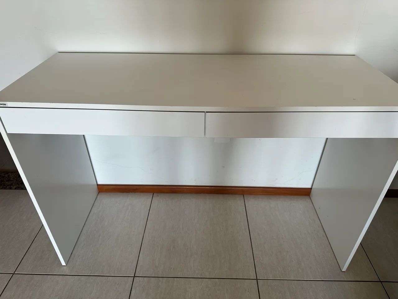 Escrivaninha mesa com 2 gavetas