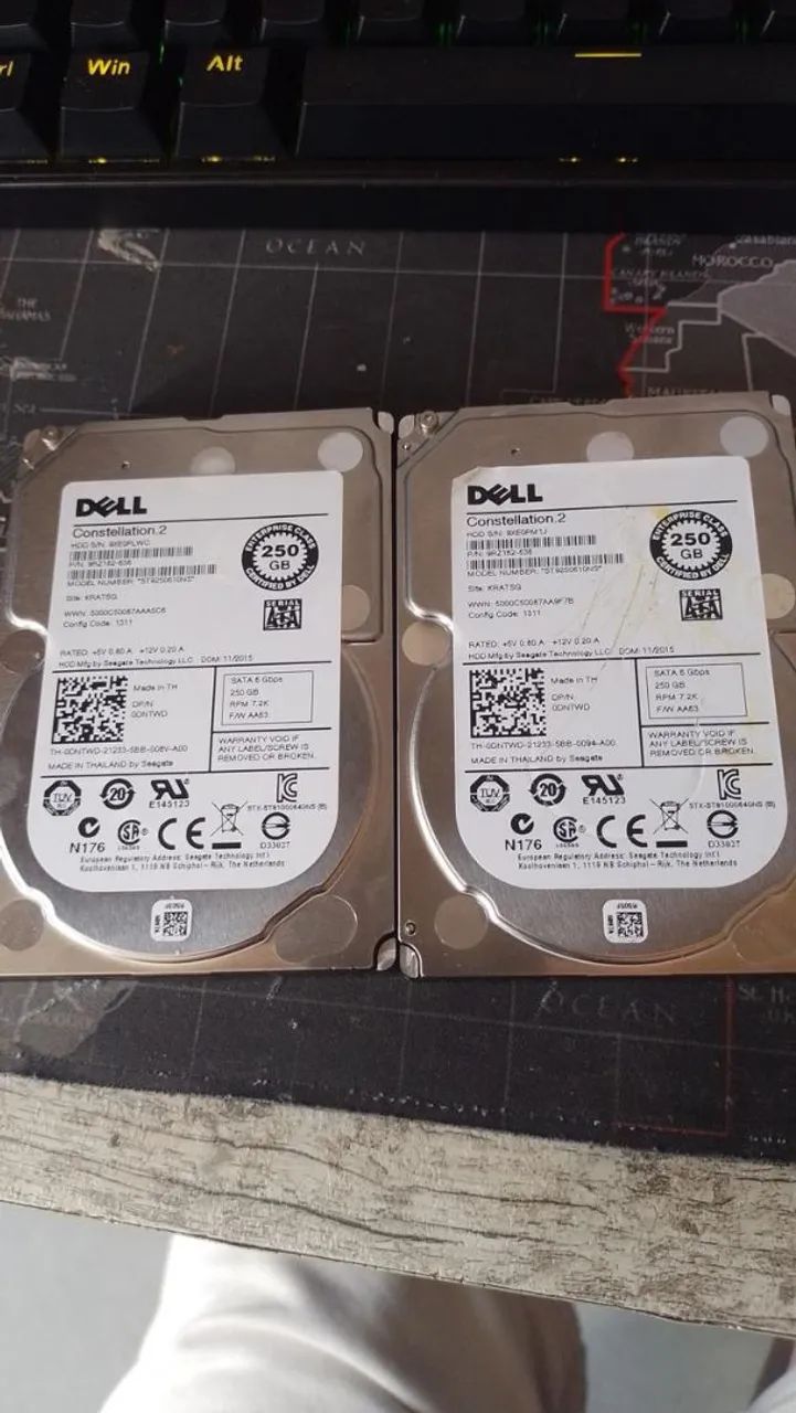 2 HDs externos de 250gb cada 