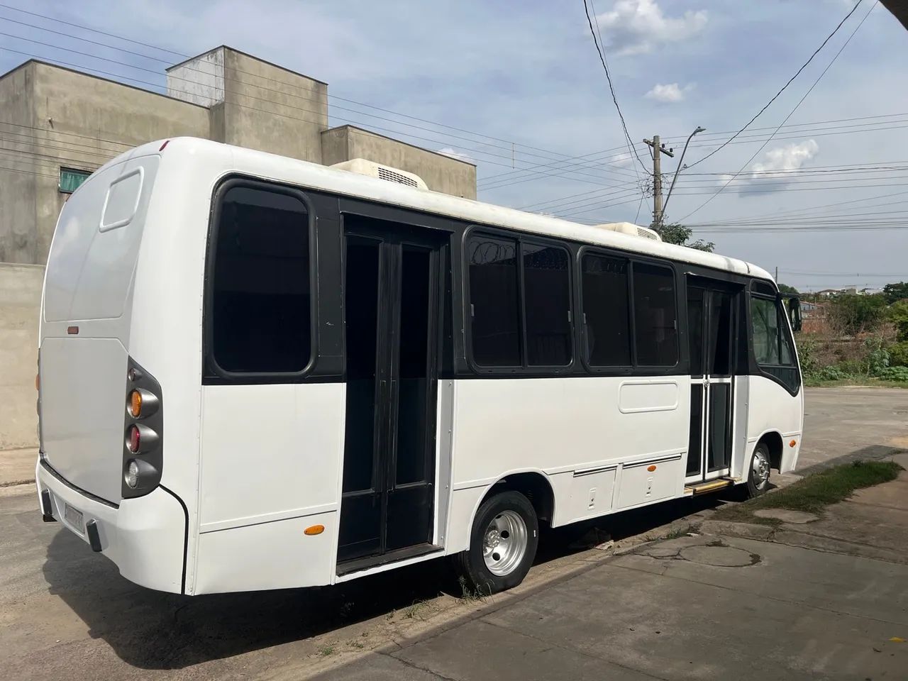 Micro ônibus Agrale 31 lugar - Foto 5