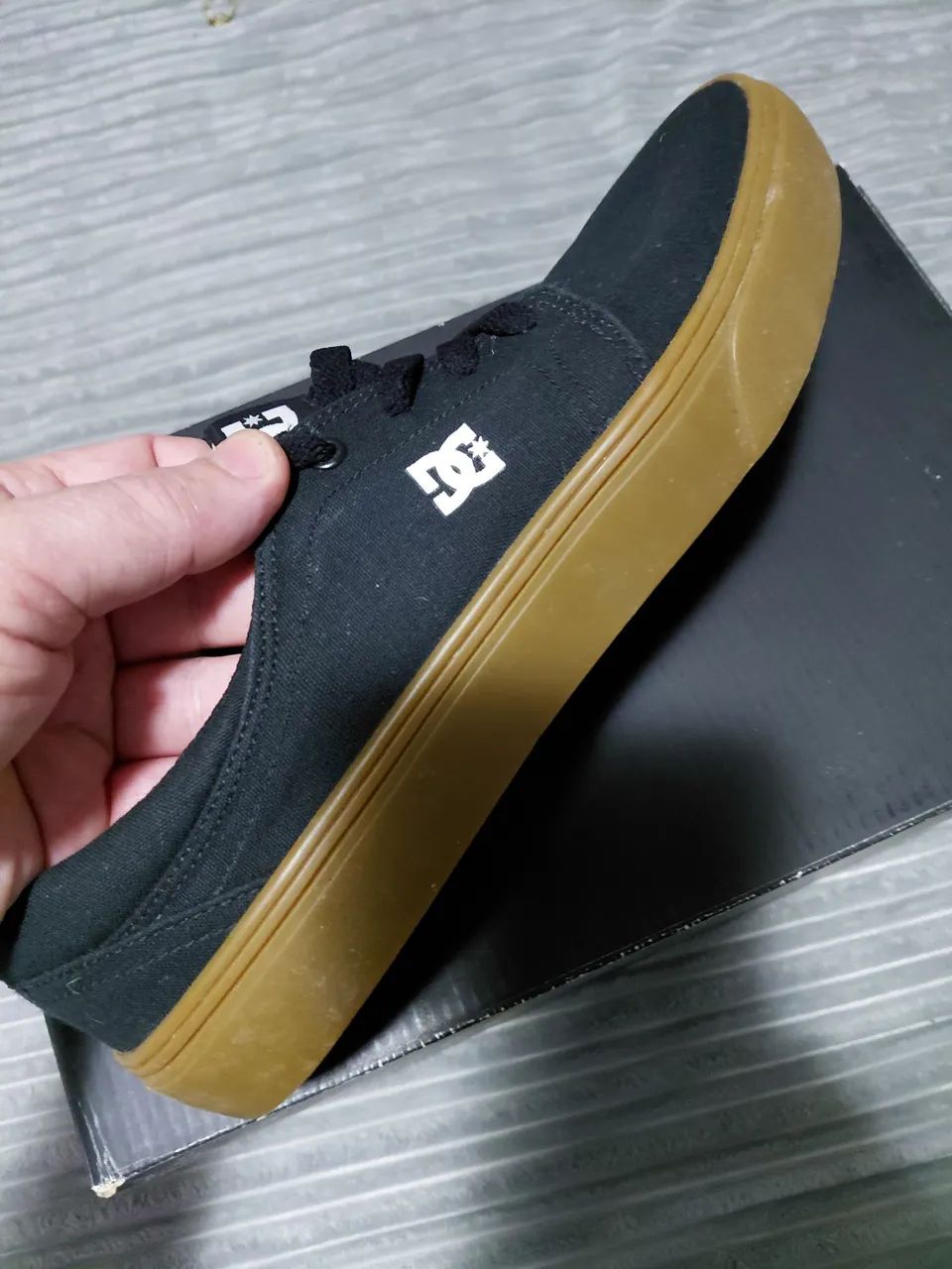 Tenis DC traser novo, original n 42