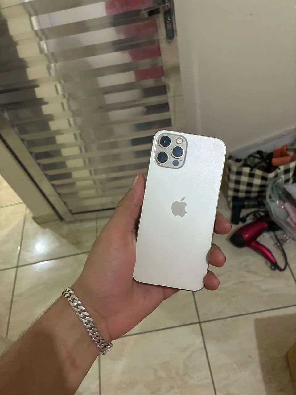 IPHONE 12 pro 128gb - Foto 2