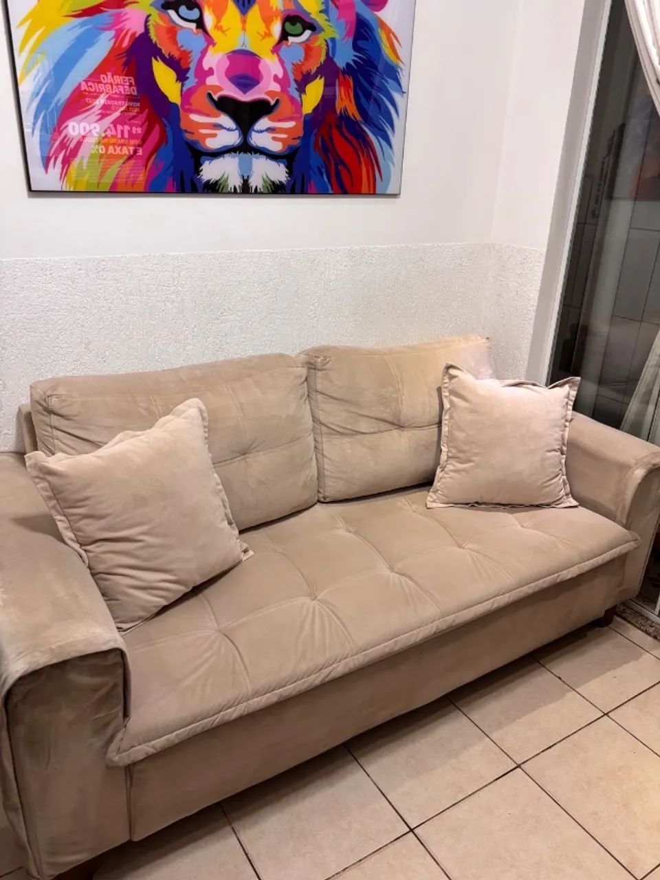 Sofá comprado na Norte Design - 3 lugares , suede bege - Foto 2