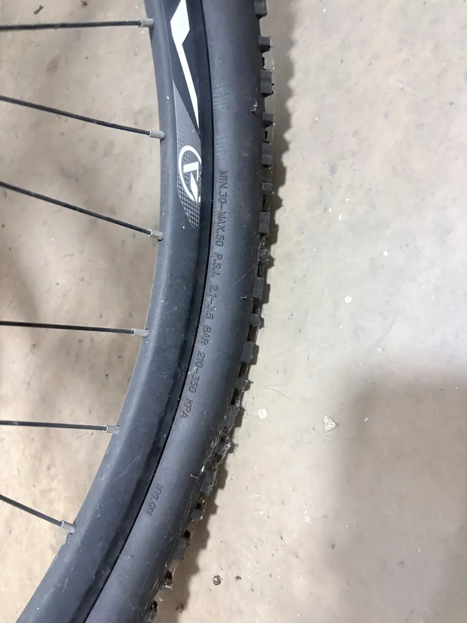 Bike Absolute Nero preta aro 29 - Foto 3