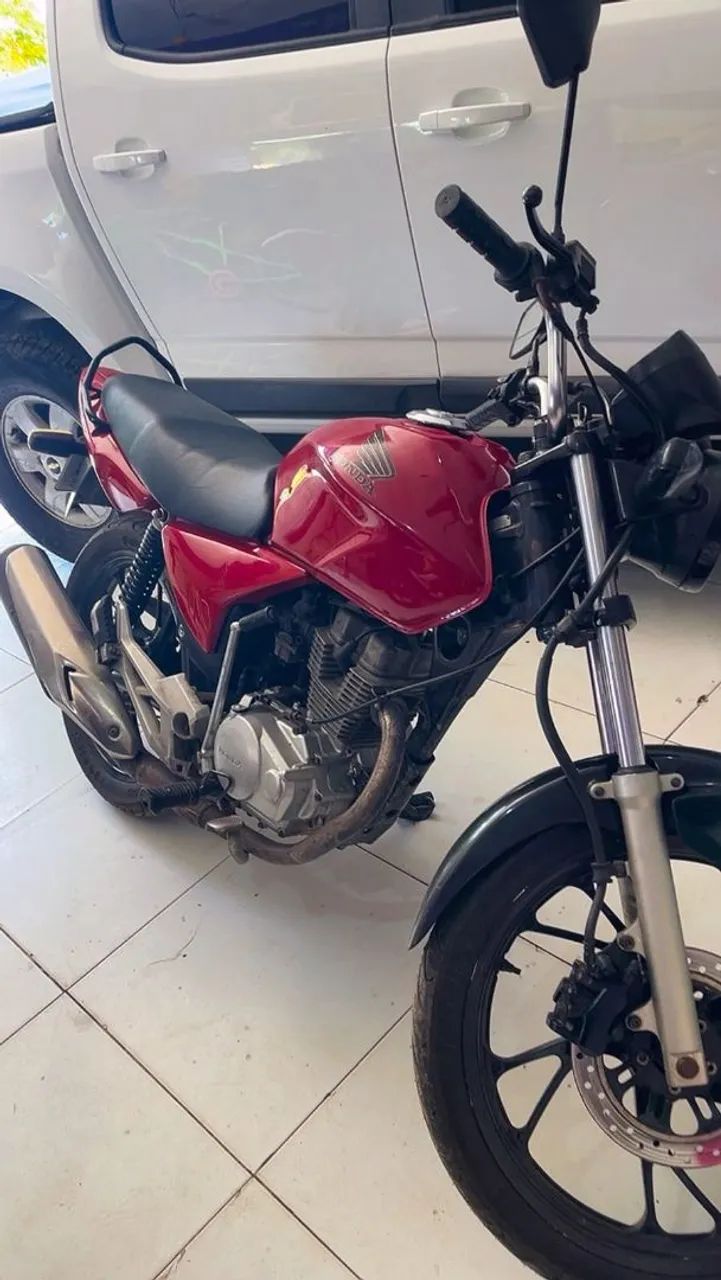 Vendo 150 conservada *6