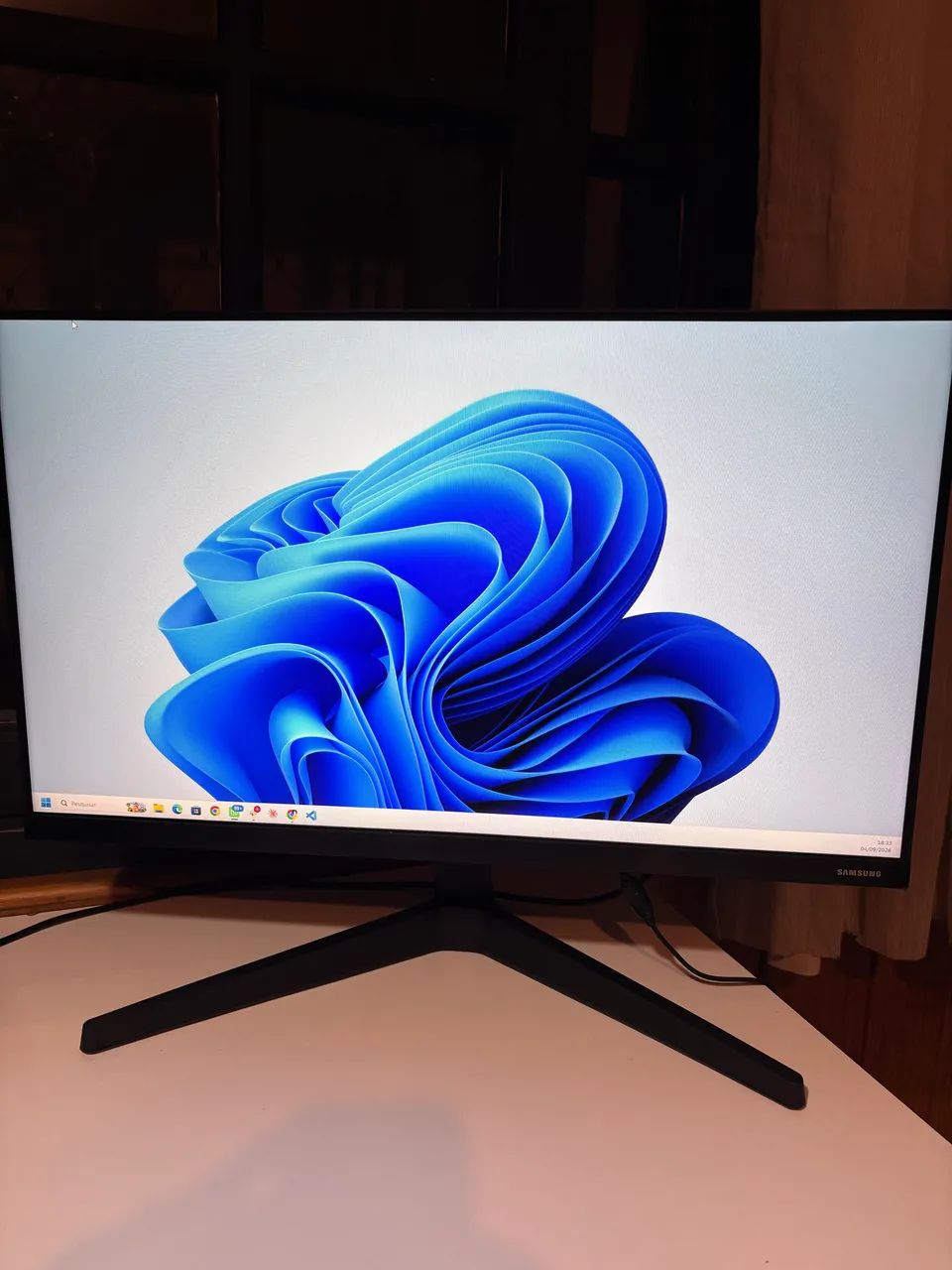 Monitor Samsung T350 24" Full HD IPS 75Hz - HDMI e VGA - Pouco Uso - Foto 3
