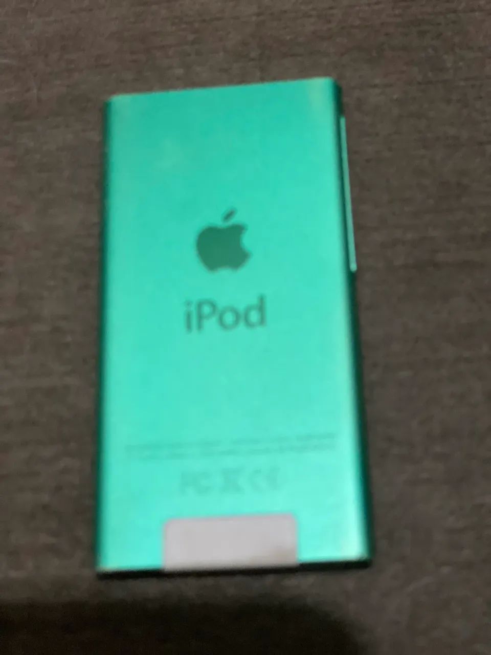 Vendo iPod 8 com o vidro quebrado  - Foto 3