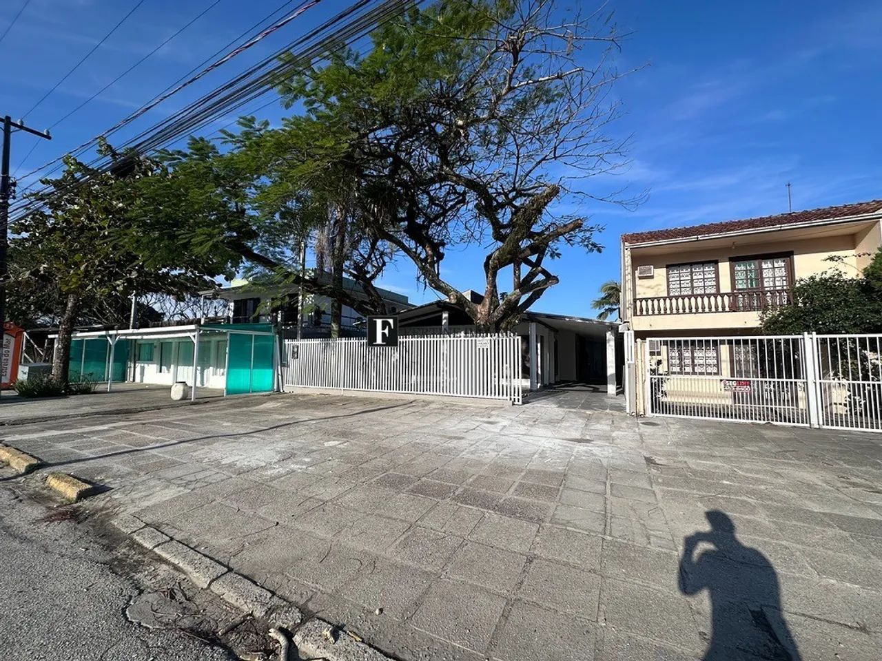Casa com piscina e 03 quartos em Praia de Leste - Foto 3