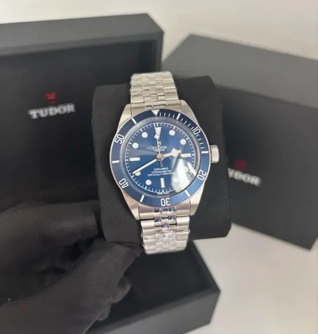 Relogio Tudor Black Bay
