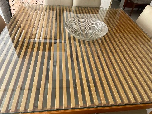 Mesa de Jantar em Madeira Maciça com Tampo de Vidro + 8 Cadeiras - Foto 5