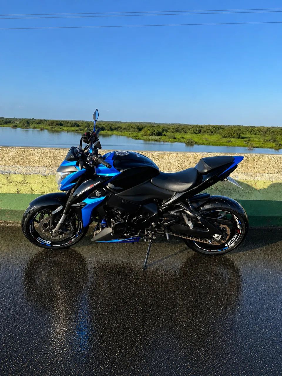 Vendo GSX S1000 ,extra .