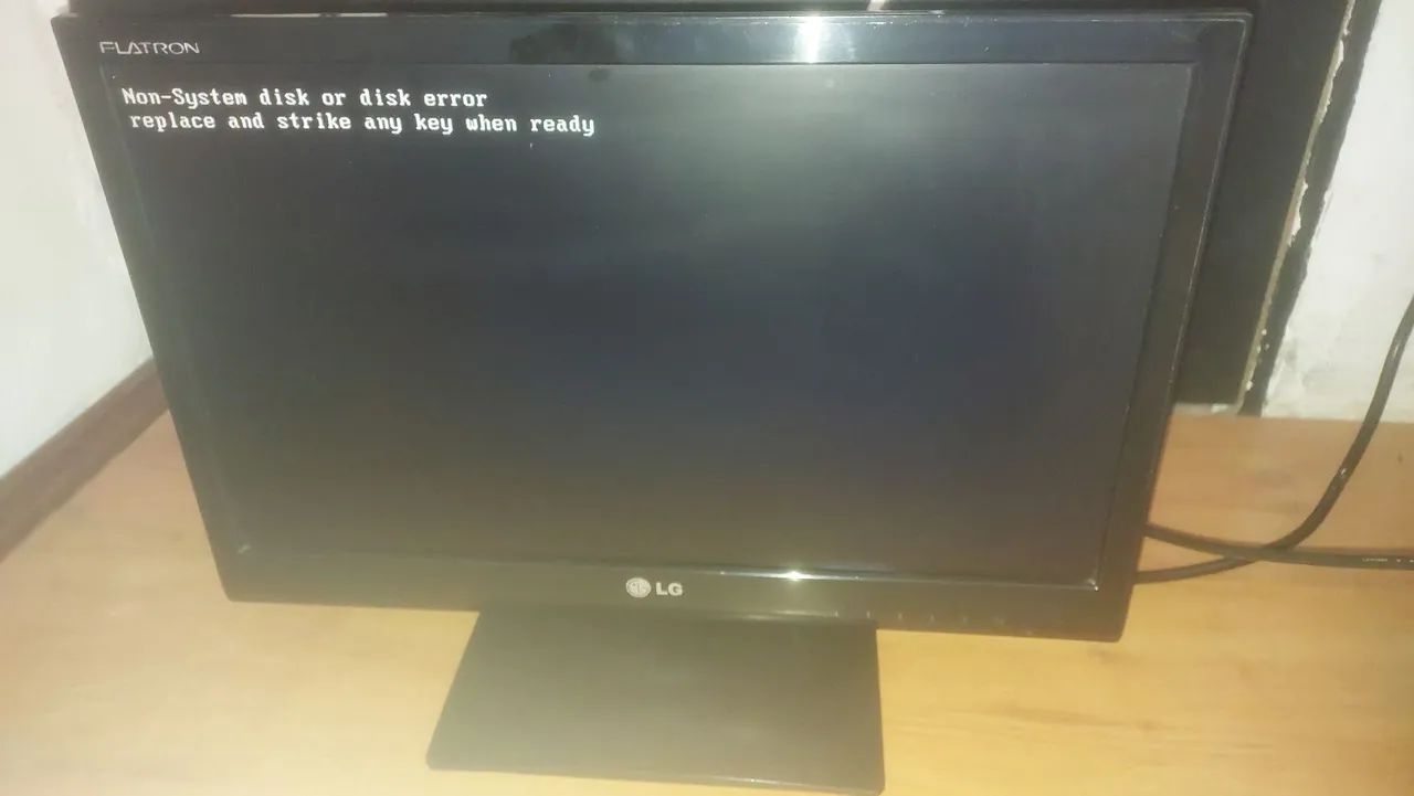 Monitor LG Flatron E1941-S 18,5"