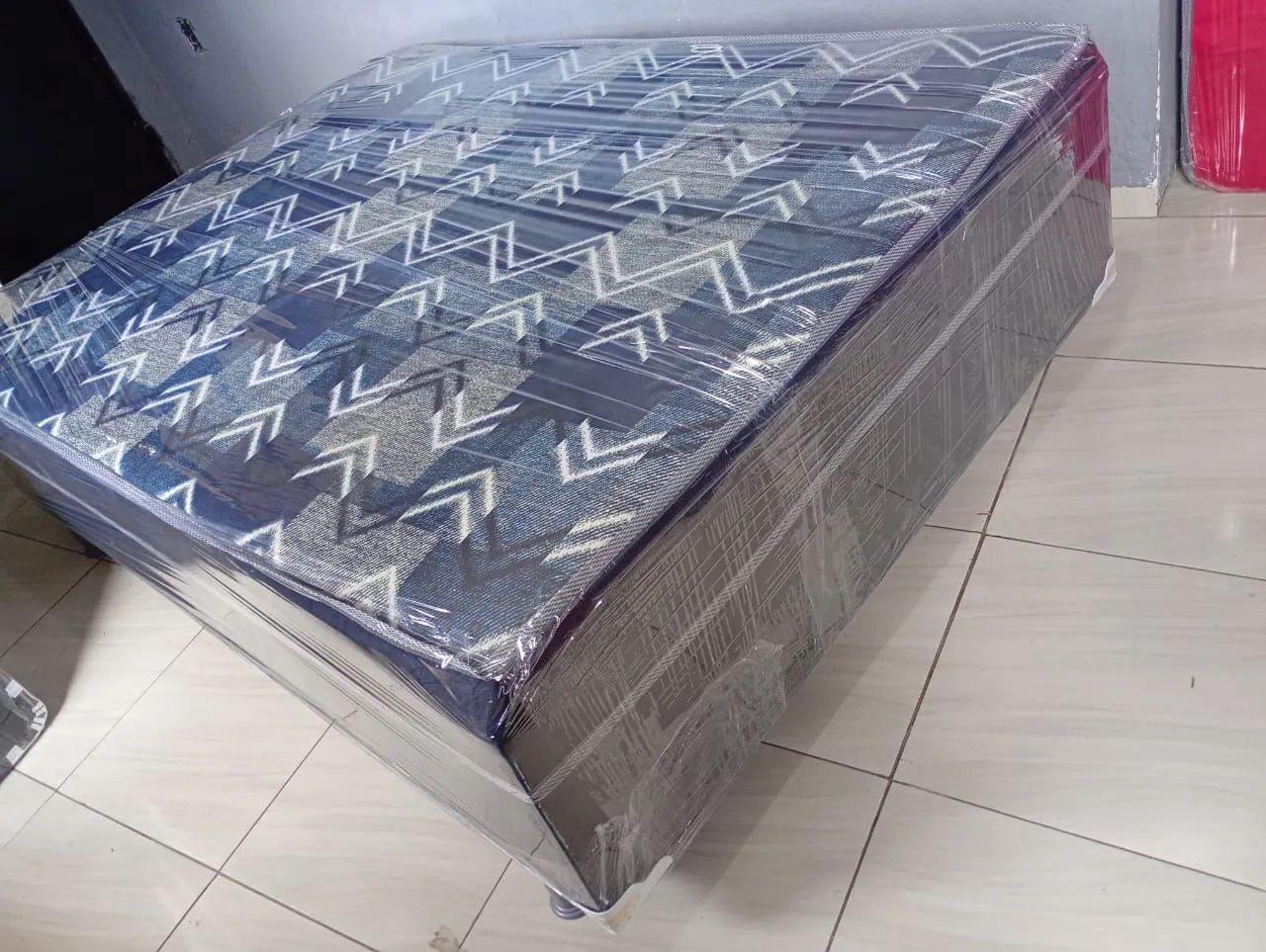 Cama box apenas 350$  - Foto 5
