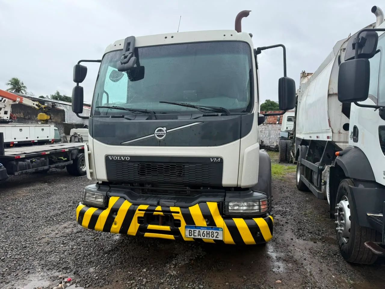Bitruck Volvo 270 2020 