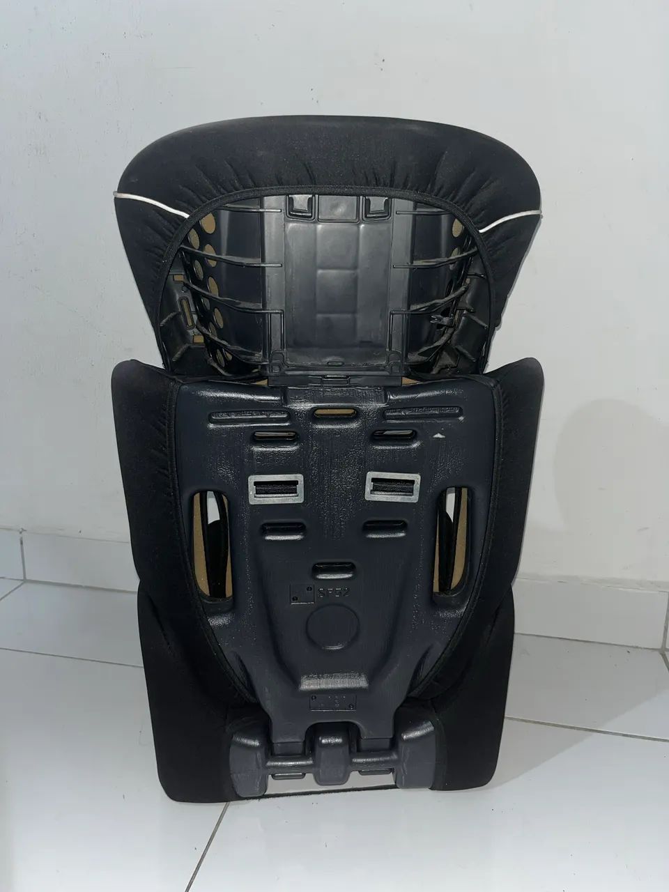 Vendo cadeirinha infantil para carro 2 em 1, assento elevação.  - Foto 5