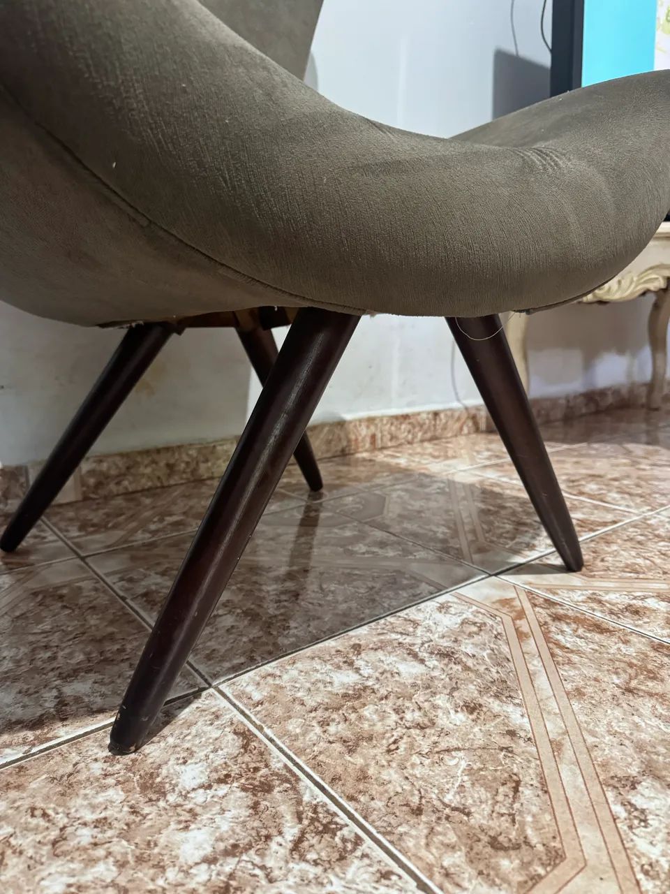 Poltronas impecáveis novas - Foto 3