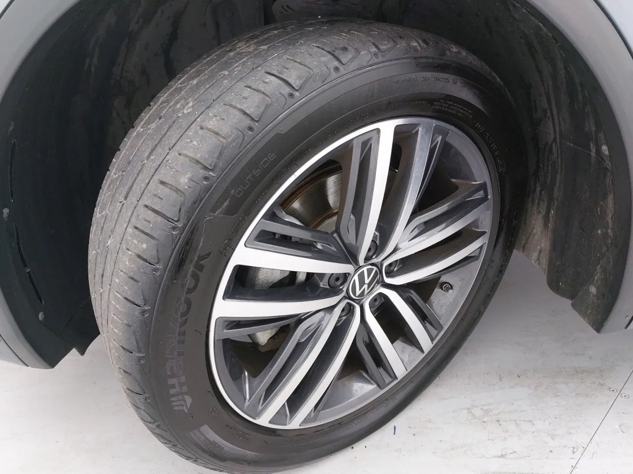 Volkswagen Tiguan Allspac R-Line 300 TSI 2.0, foto 11 de 18