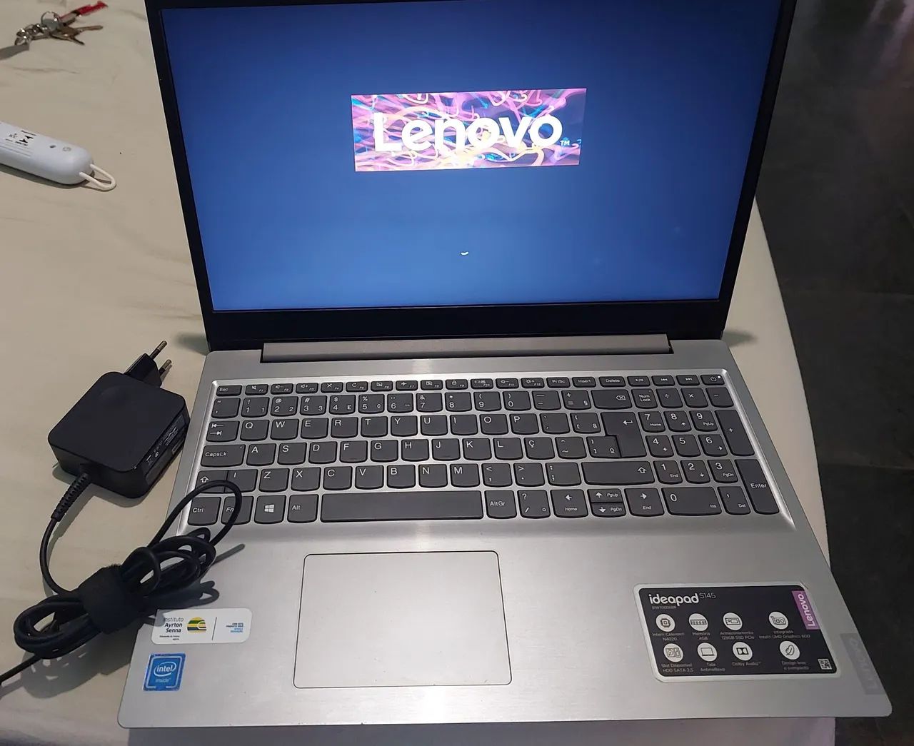 VENDO NOTEBOOK IDEAPAD S145 - Foto 3