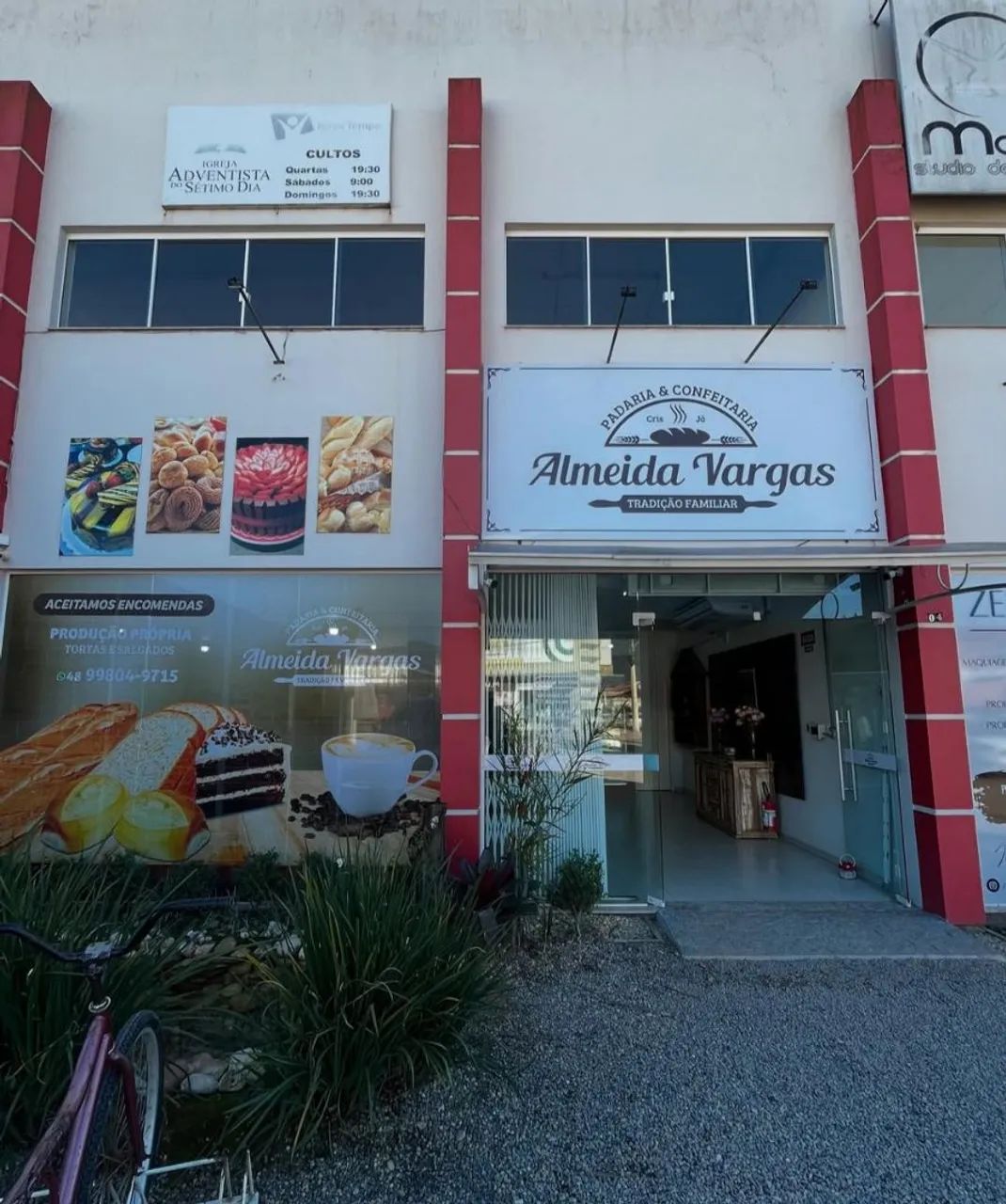 Venda de panificadora e confeiteria. 