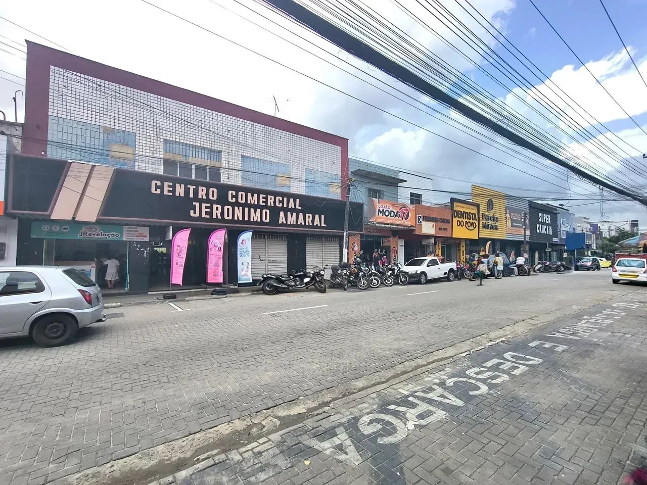 Imóvel para aluguel com 1400 metros quadrados em Centro - Caucaia - CE