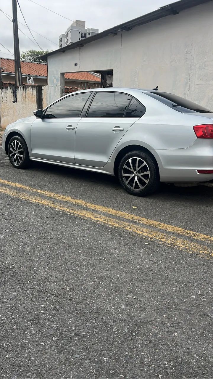 Volkswagen Jetta JETTA Comfortline  2.0 T.Flex 8V 4p Mec. 2011