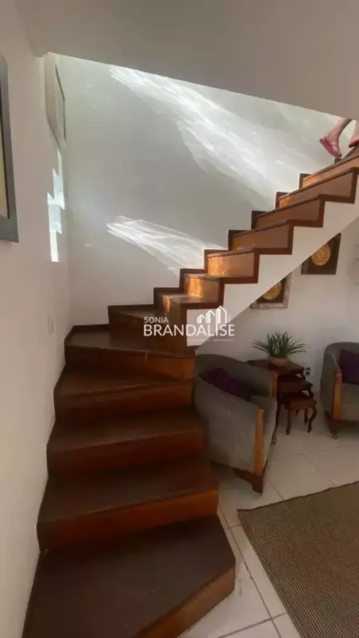 Encantadora residência com 3 pavimentos - Foto 4