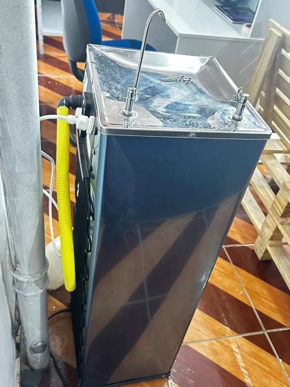 Bebedouro praticamente novo  - Foto 3