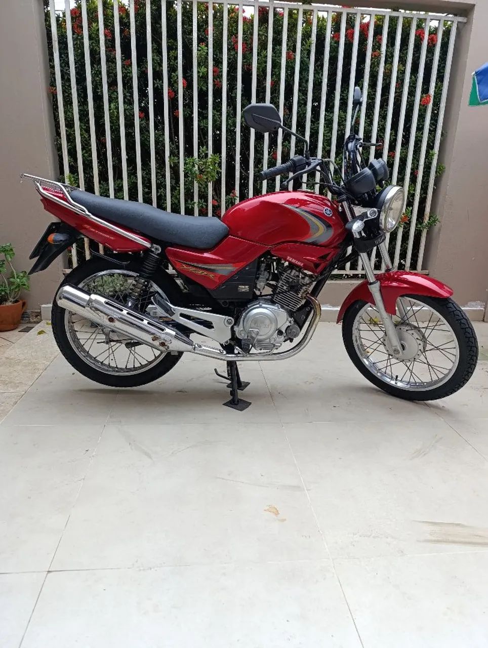 YBR 125 E - 2008