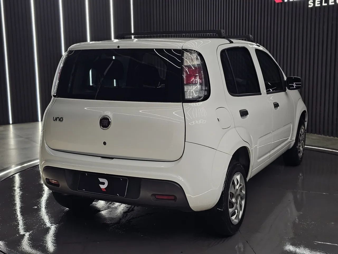 Fiat Uno Attractive 1.0 EVO Fire Flex 8V 5P 2020 - Foto 4