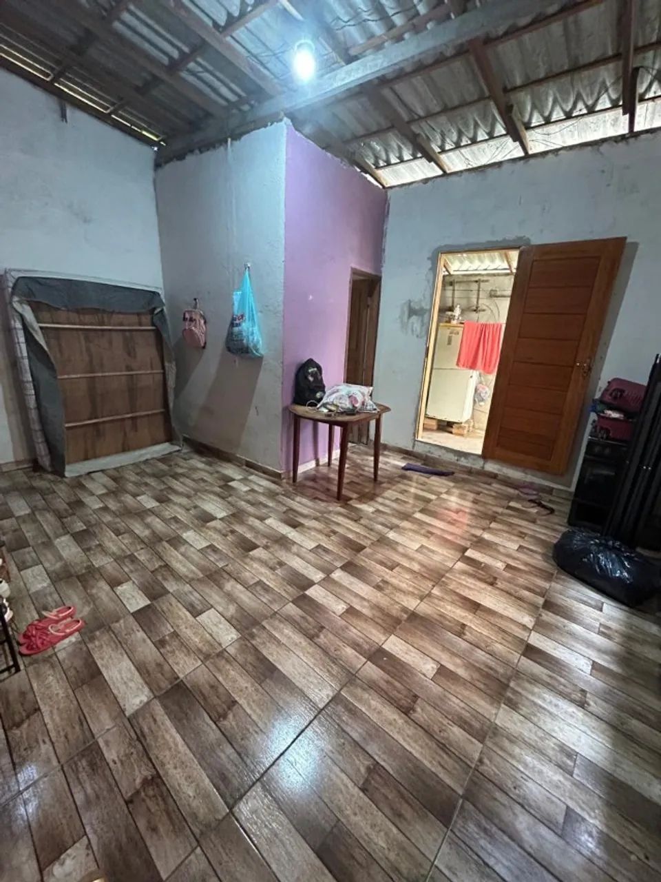 VENDO CASA COM 3 QUARTOS NO CDP - Foto 2