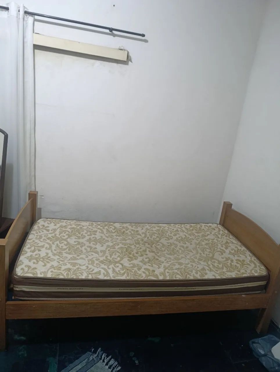2 camas e 2 colchões solteiro seminovos e excelentes  - Foto 2
