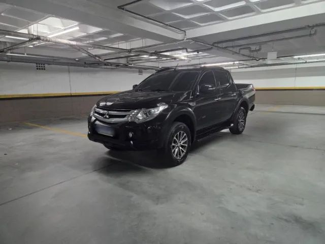 Mitsubishi L200 2021