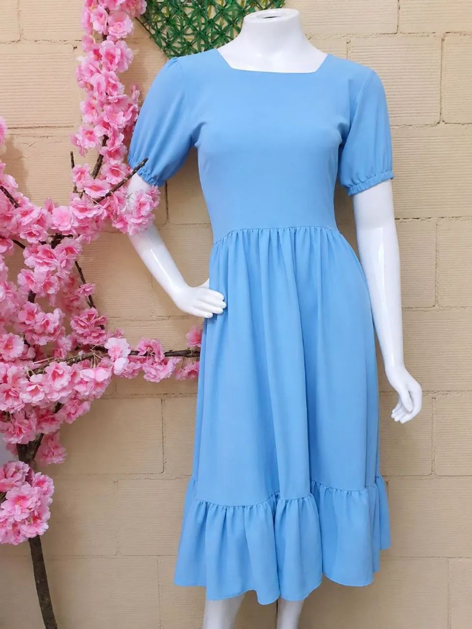 VESTIDOS SEMI NOVOS  - Foto 4
