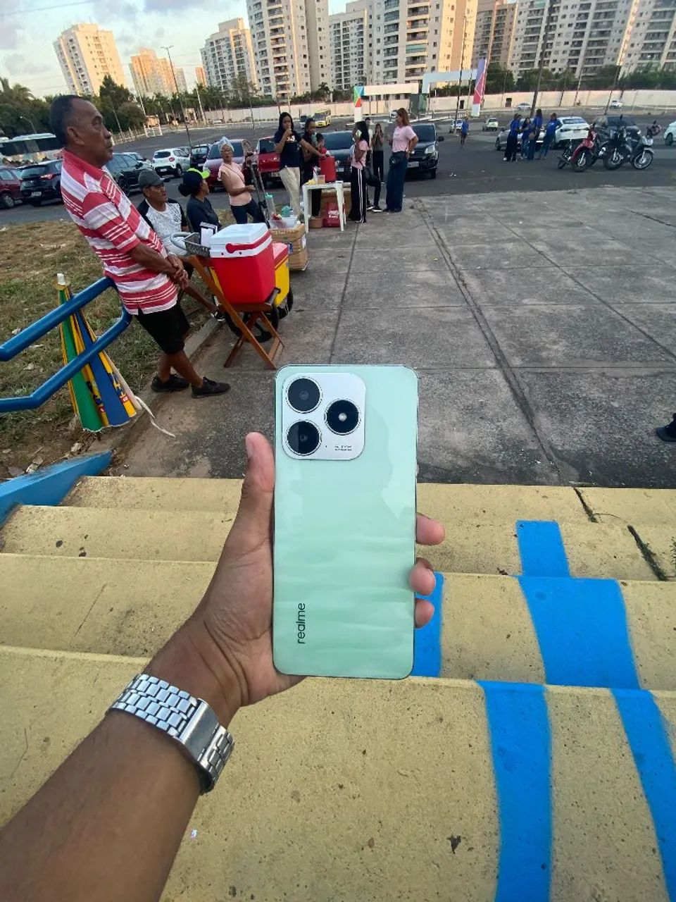 Realme C63