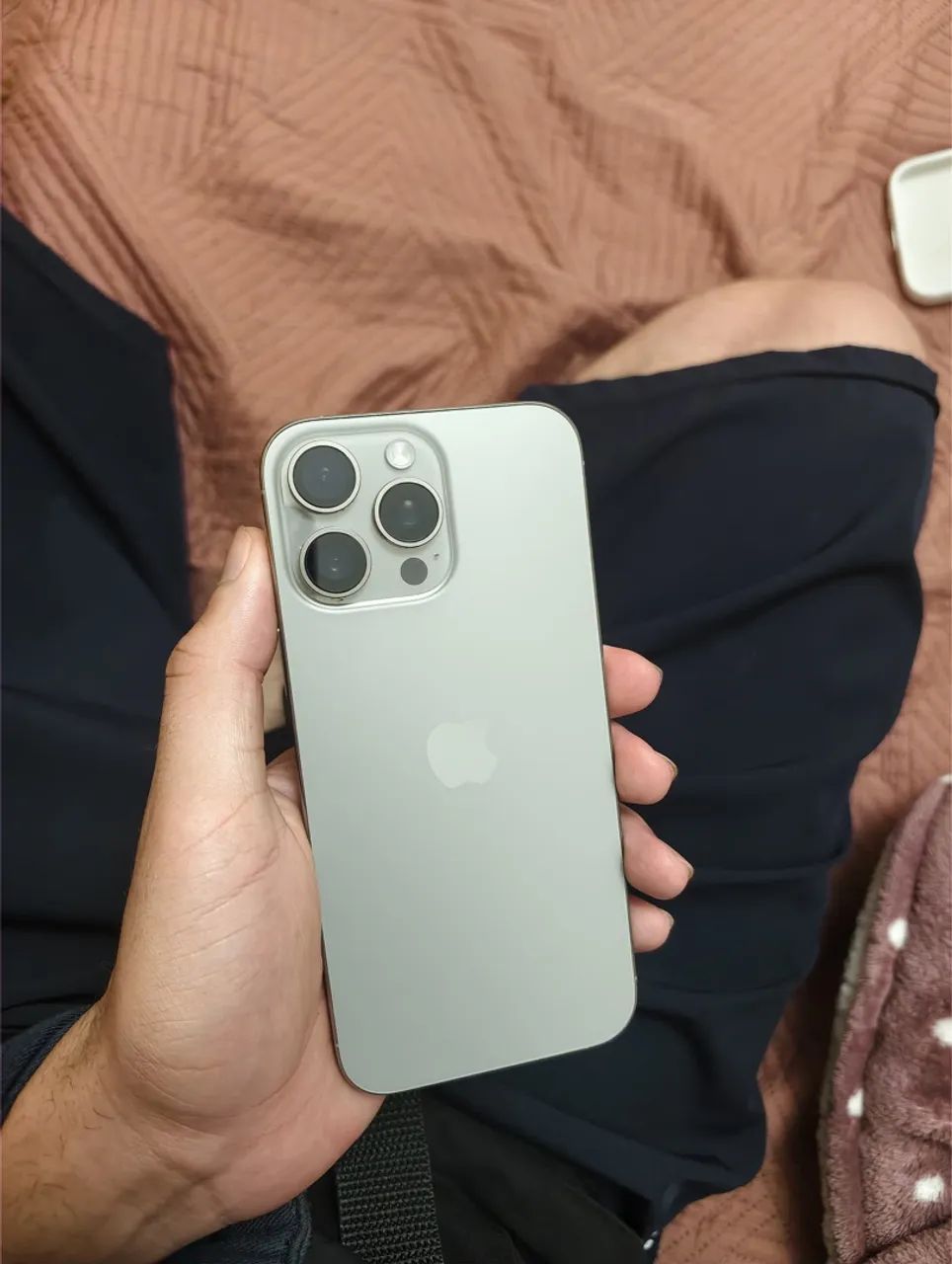 iPhone 16 pro max 