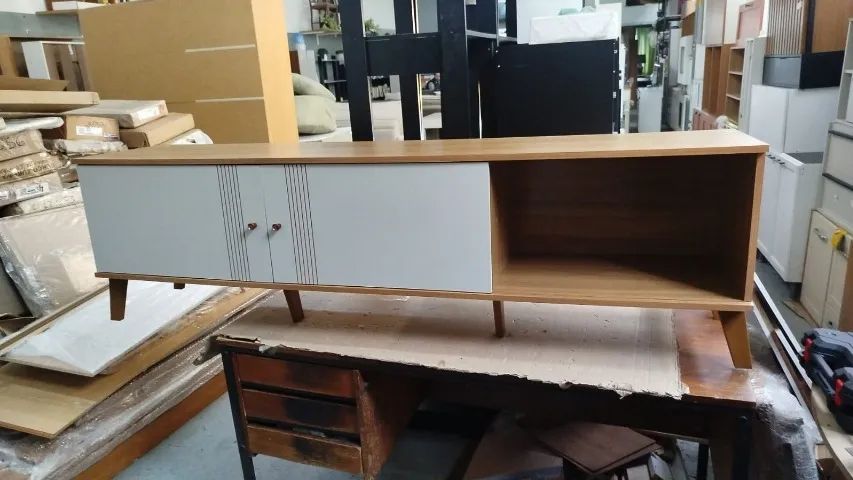 Rack para TV até 75 Polegadas MDF 180cm 2 Portas Nature Off White Denver Marrom - Foto 4