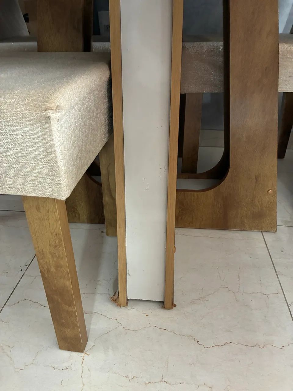 MESA 1,15m 0,95m com tampo laqueado! - Foto 2