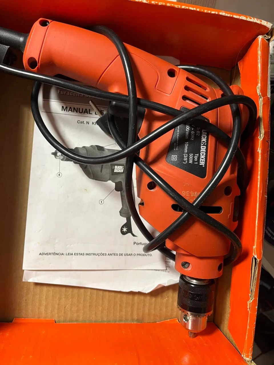 Furadeira Black e Decker 