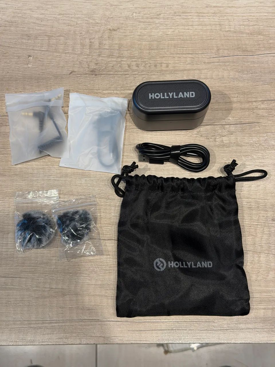 Microfone Hollyland Lark M2s Ultimate Combo Sem Fio cor preto - Foto 2