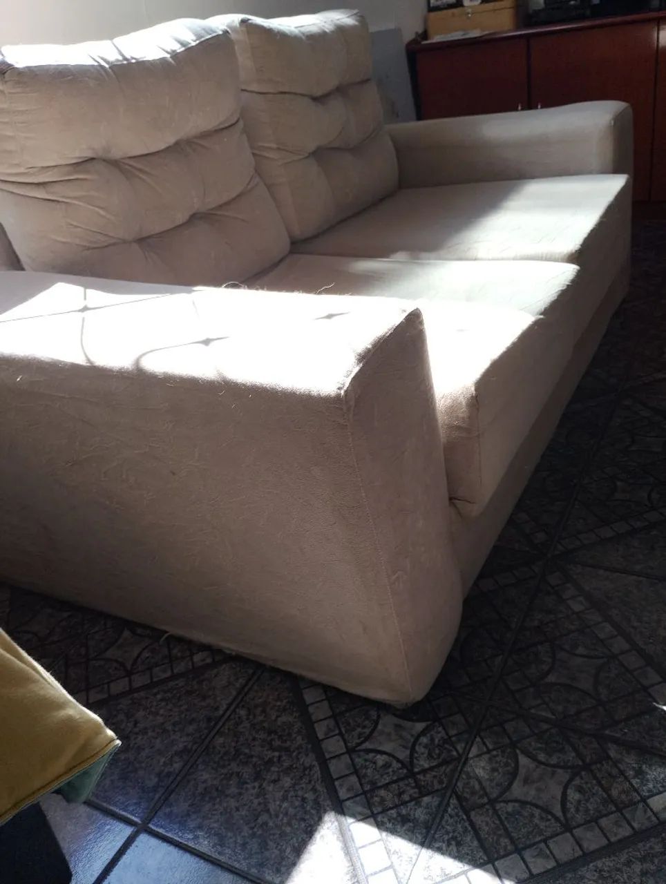 Sofá de dois lugares 400,00