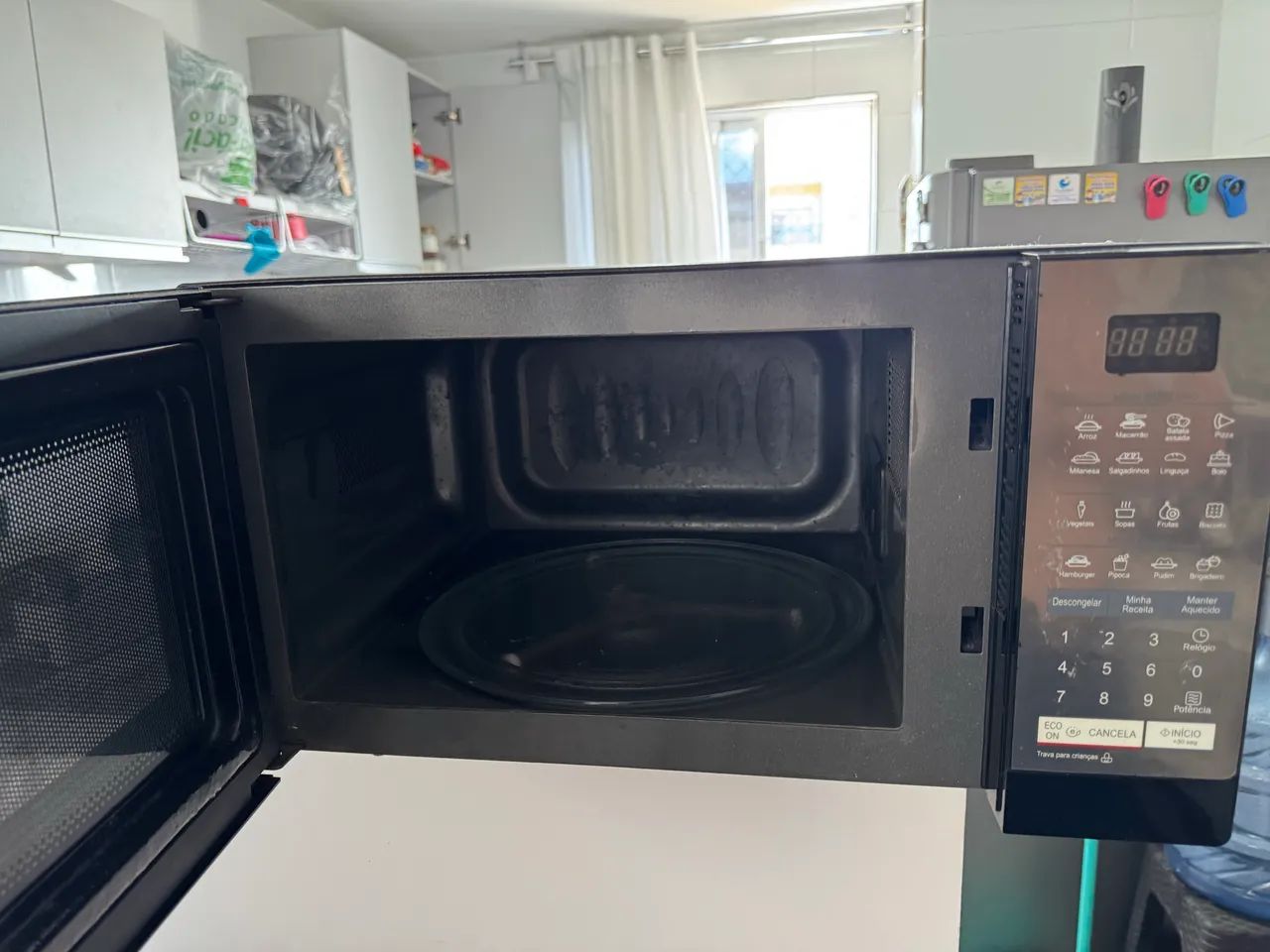 Vendo Microondas LG 30 L com defeito